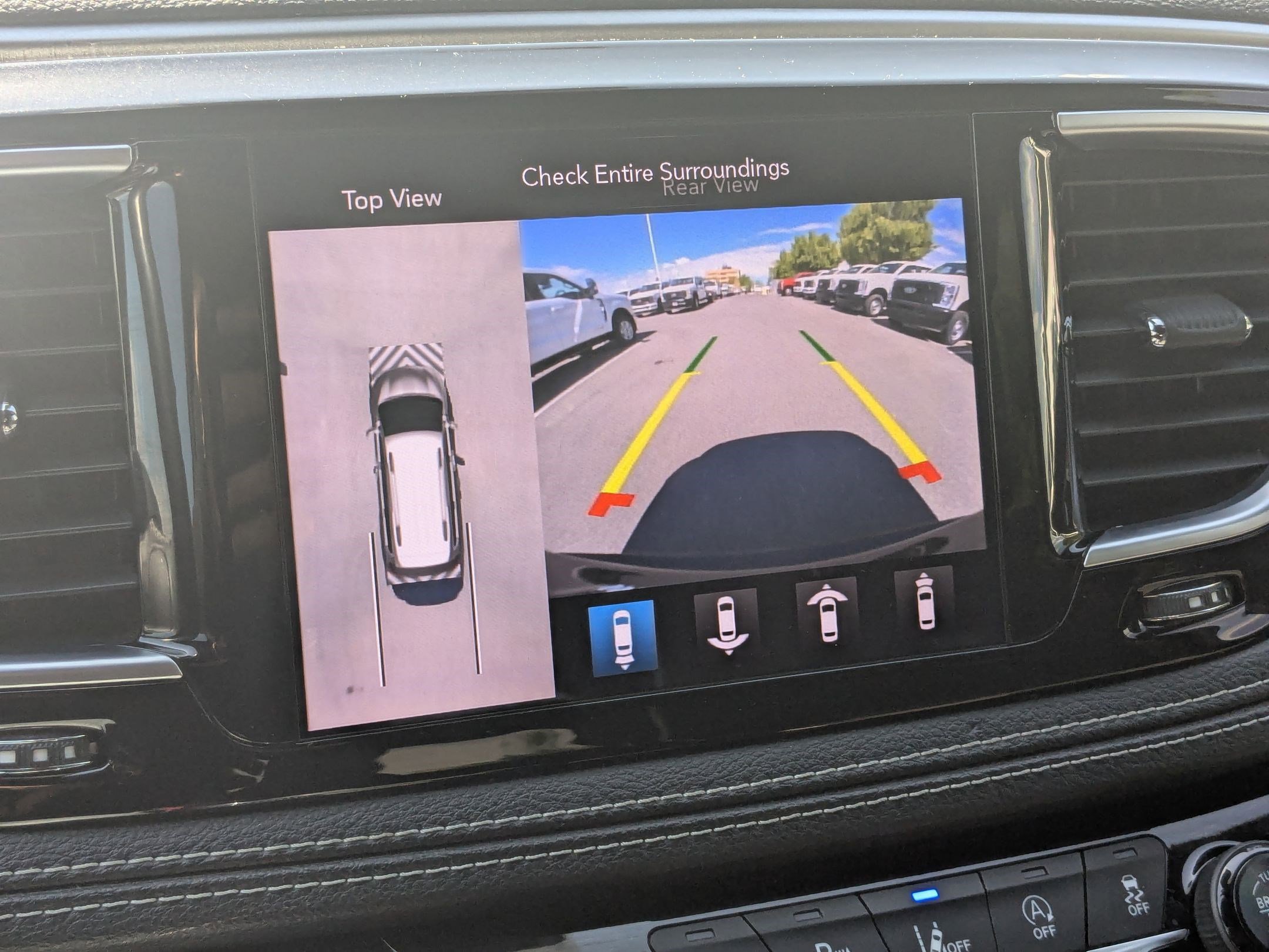 Used 2018 Chrysler Pacifica Limited w/ Advanced Safetytec Group image 25