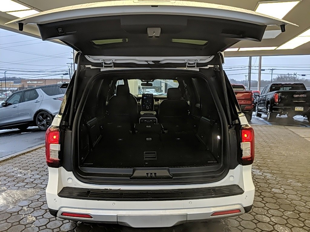 Used 2023 Ford Expedition Timberline image 8