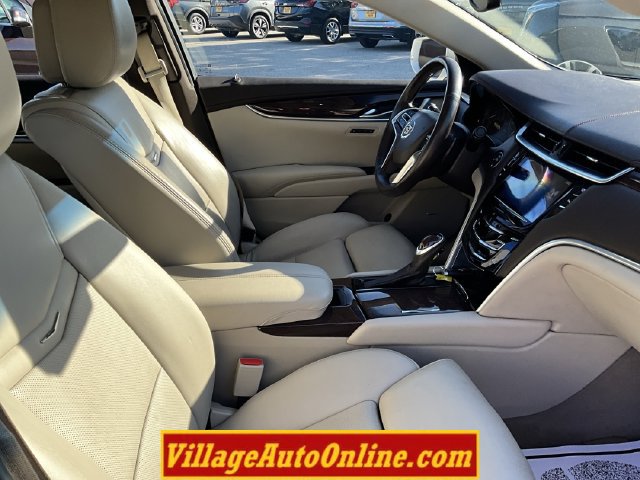 Used 2013 Cadillac XTS Premium AWD/4WD image 29