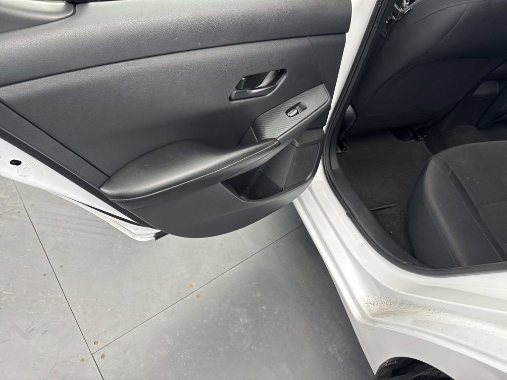 Used 2024 Nissan Sentra S FWD image 35