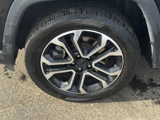 Used 2024 Jeep Compass Limited image 10