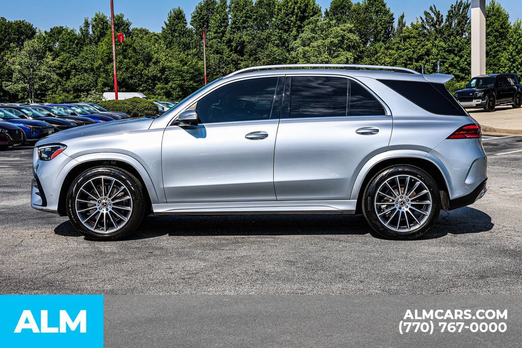 Used 2024 Mercedes-Benz GLE 450 4MATIC w/ AMG Line Exterior image 9