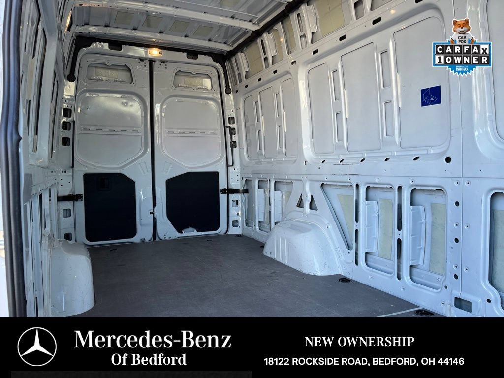 Used 2025 Mercedes-Benz Sprinter 2500 image 18