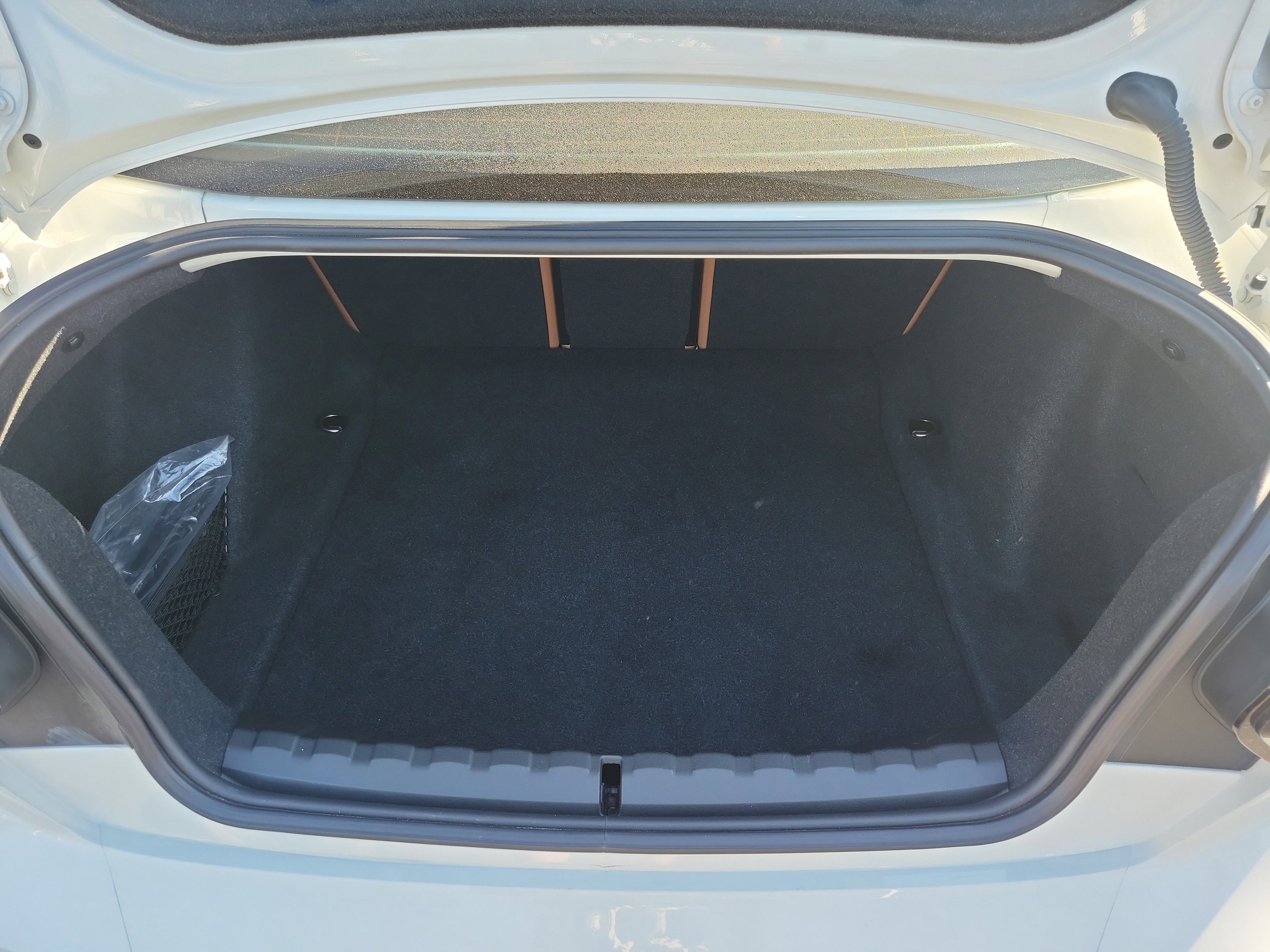 Used 2023 BMW 230i Coupe w/ Convenience Package image 11