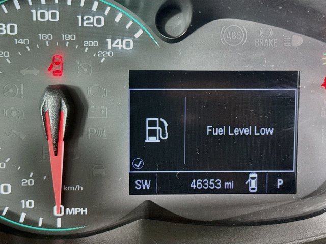 Used 2019 Chevrolet Trax LT w/ LT Convenience Package FWD image 13