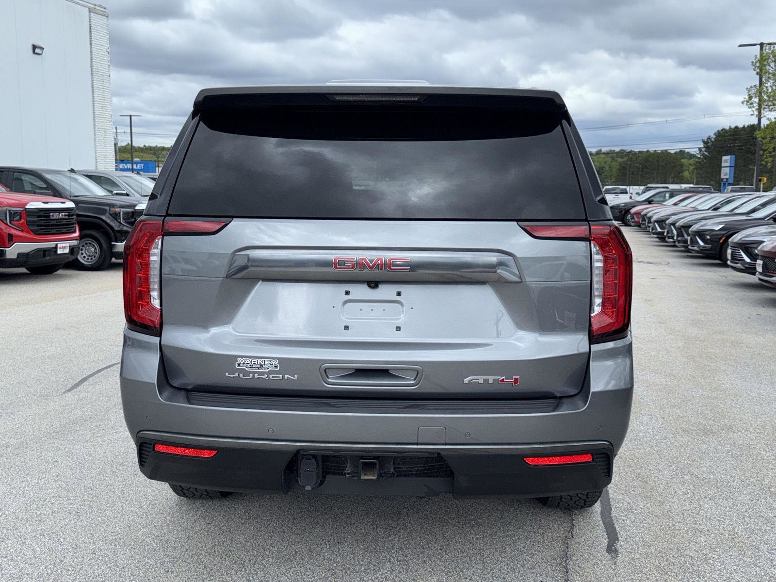 Used 2021 GMC Yukon XL AT4 w/ AT4 Premium Plus Package image 8