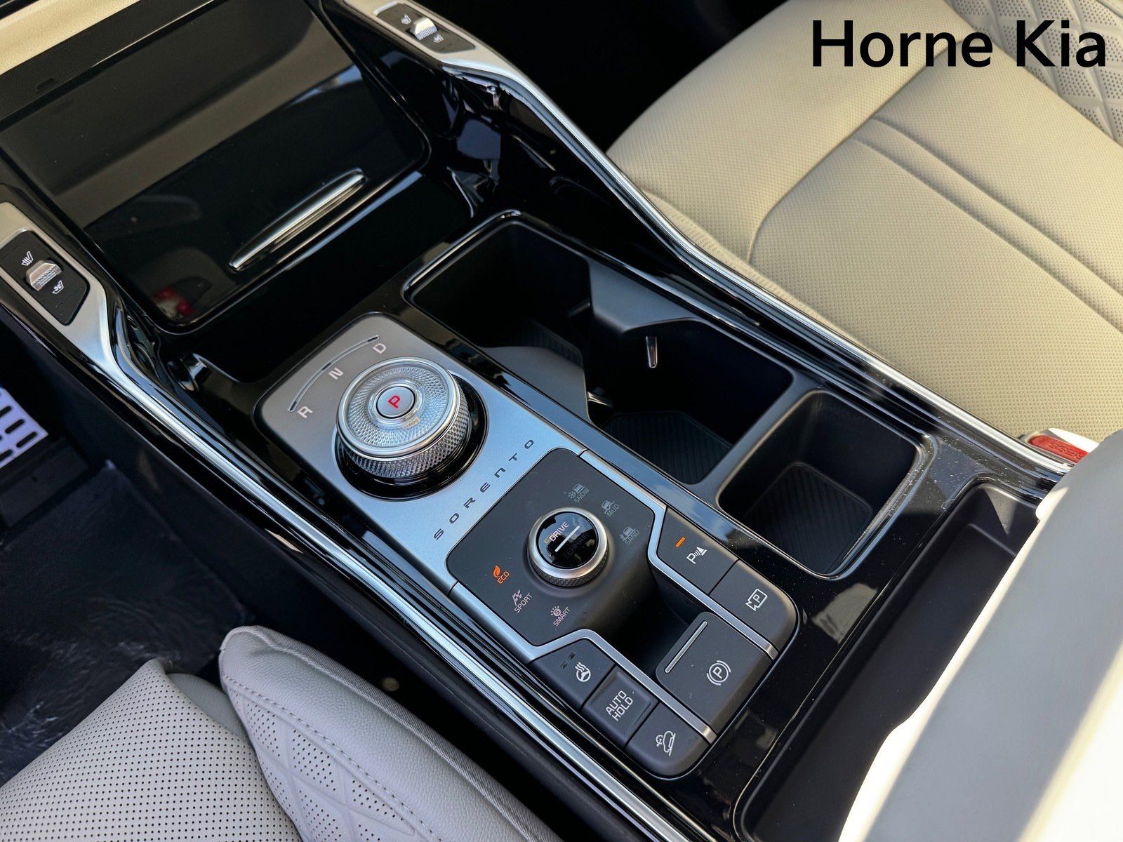 New 2026 Kia Sorento SX Prestige image 17