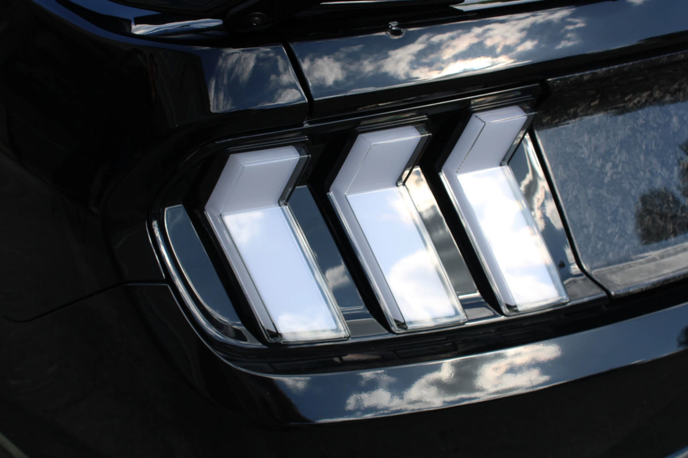 Used 2020 Ford Mustang GT RWD image 26