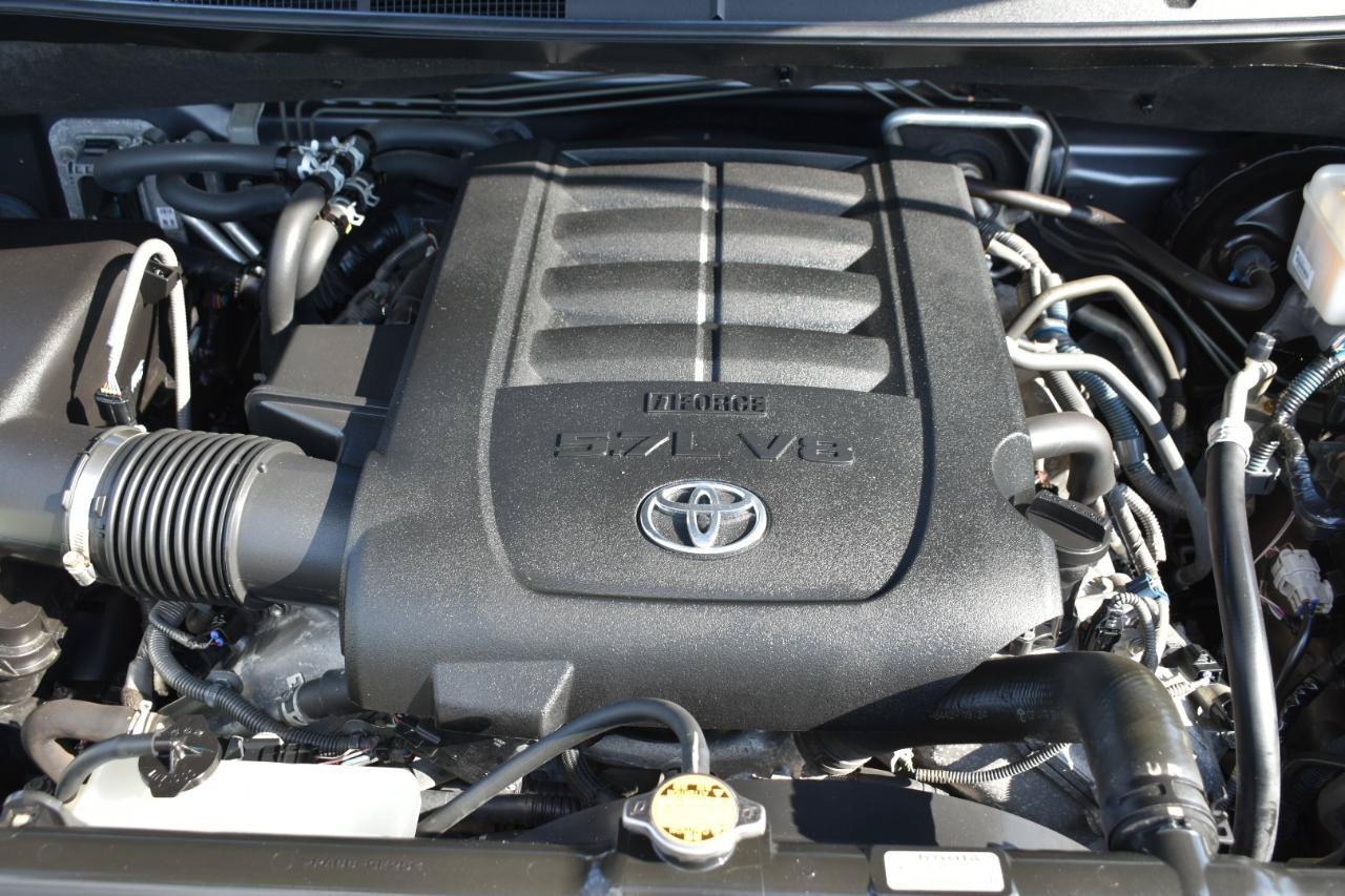 Used 2013 Toyota Sequoia SR5 AWD/4WD image 52
