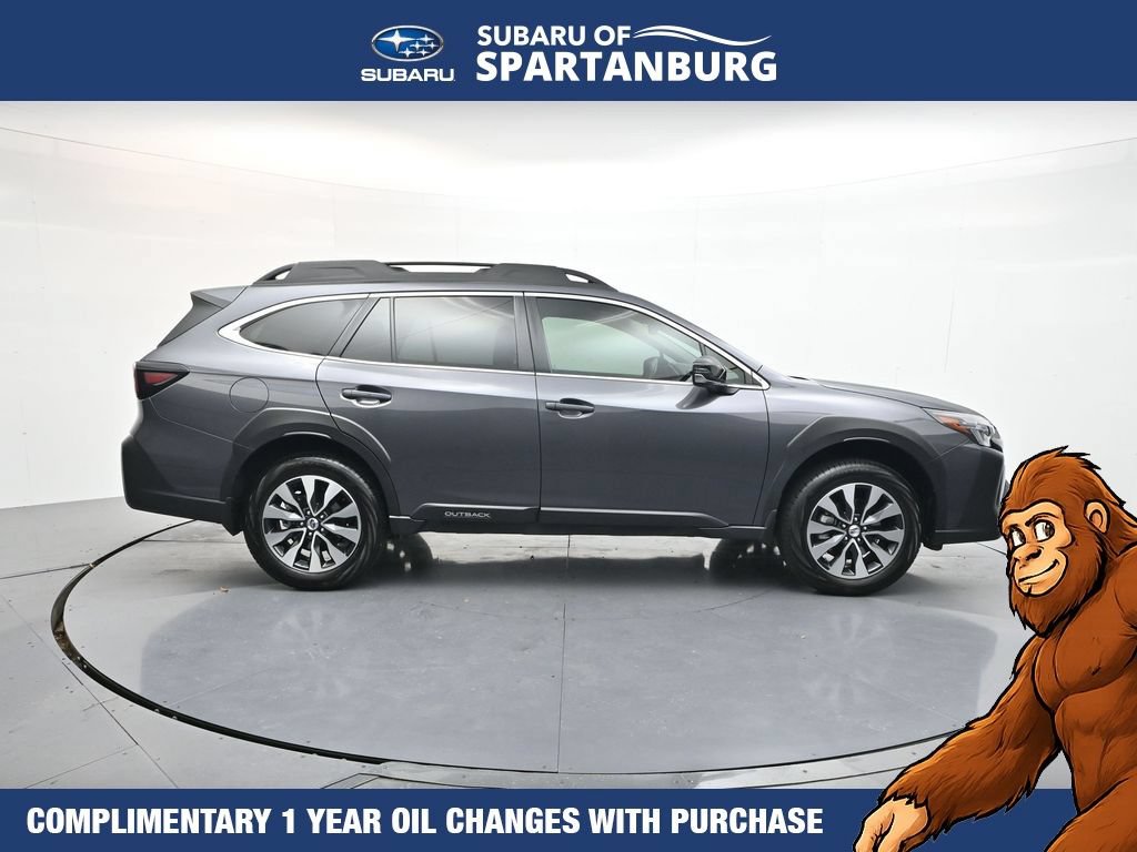 Used 2025 Subaru Outback Limited AWD/4WD image 9