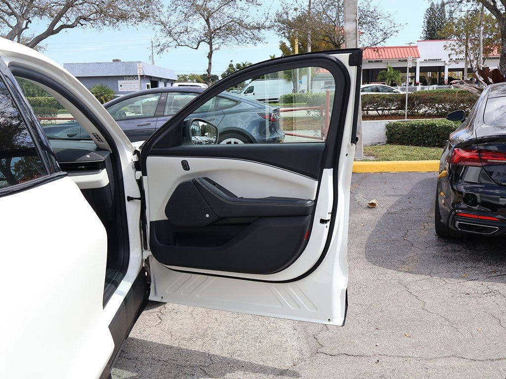 Used 2024 Ford Mustang Mach-E Premium image 24