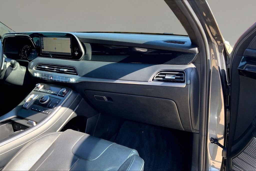 Used 2020 Hyundai Palisade Limited FWD image 17