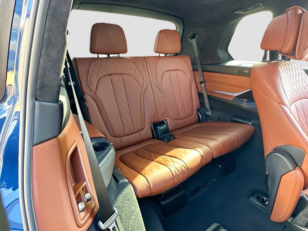 Used 2020 BMW X7 xDrive40i w/ M Sport Package image 29