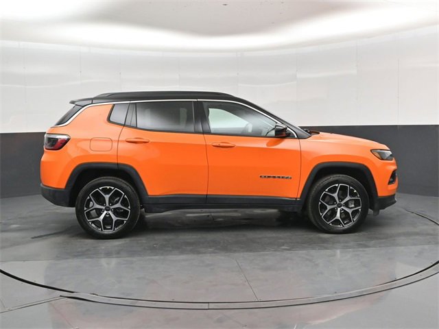 New 2026 Jeep Compass Limited image 2