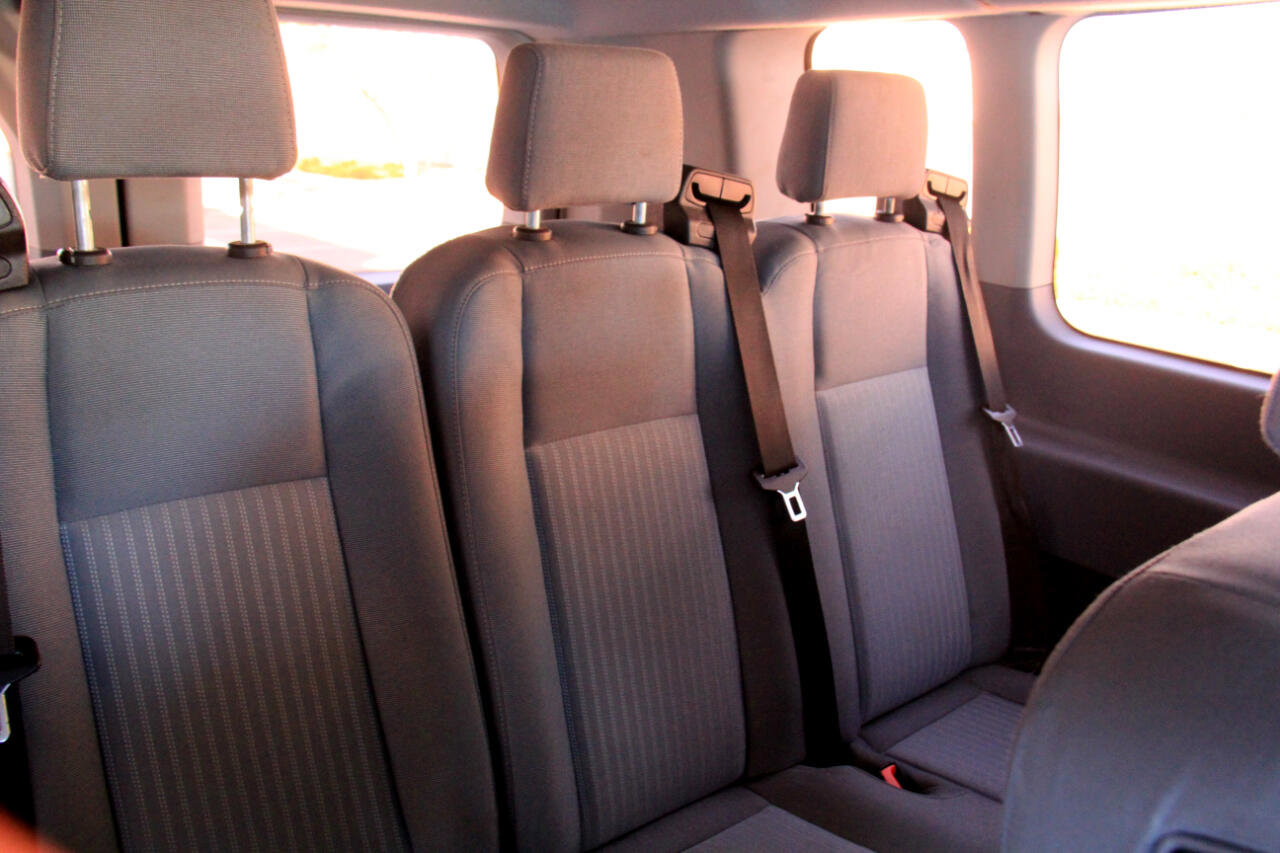 Used 2018 Ford Transit 350 XLT image 20