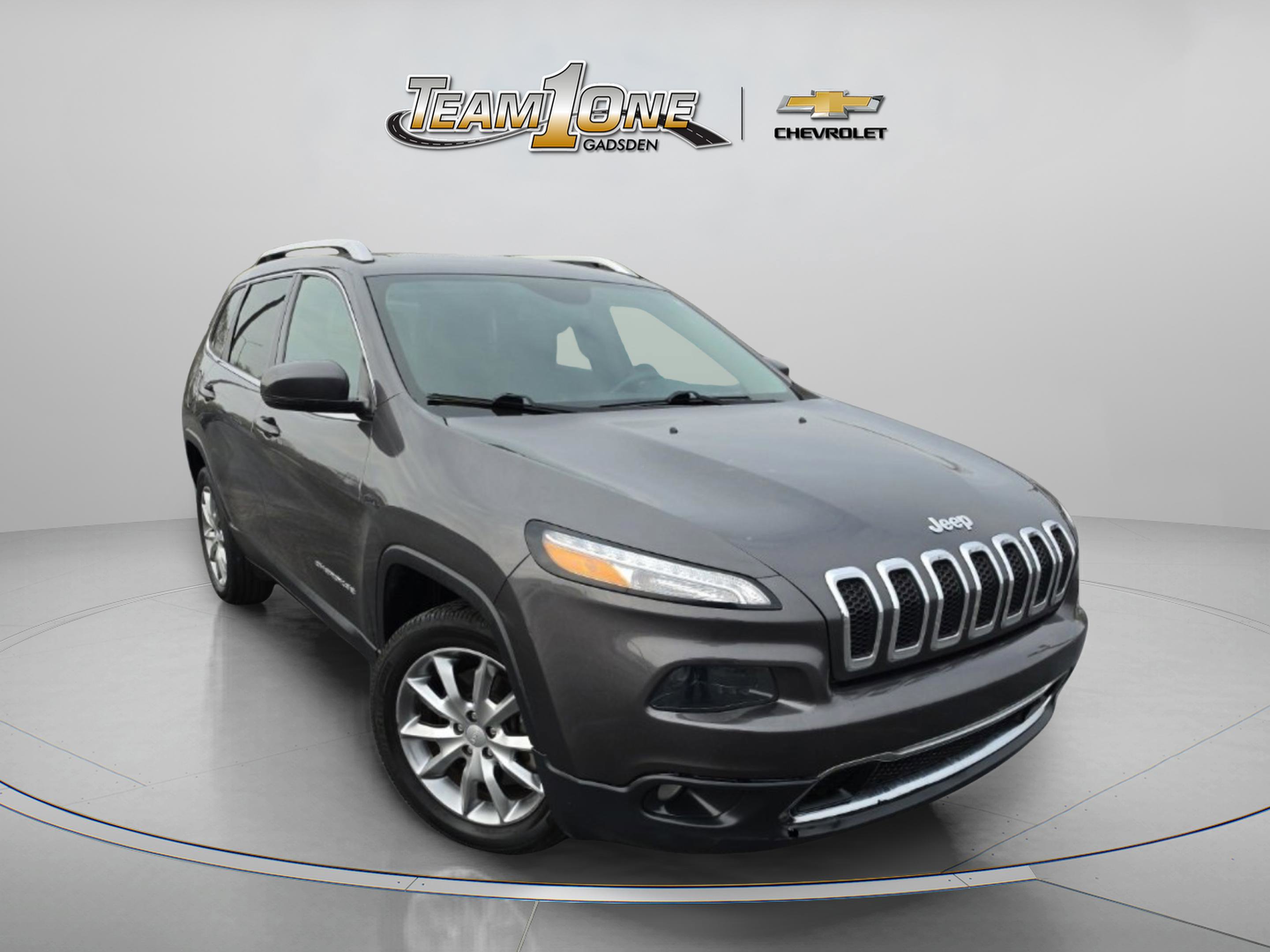 Used 2018 Jeep Cherokee Limited image 1