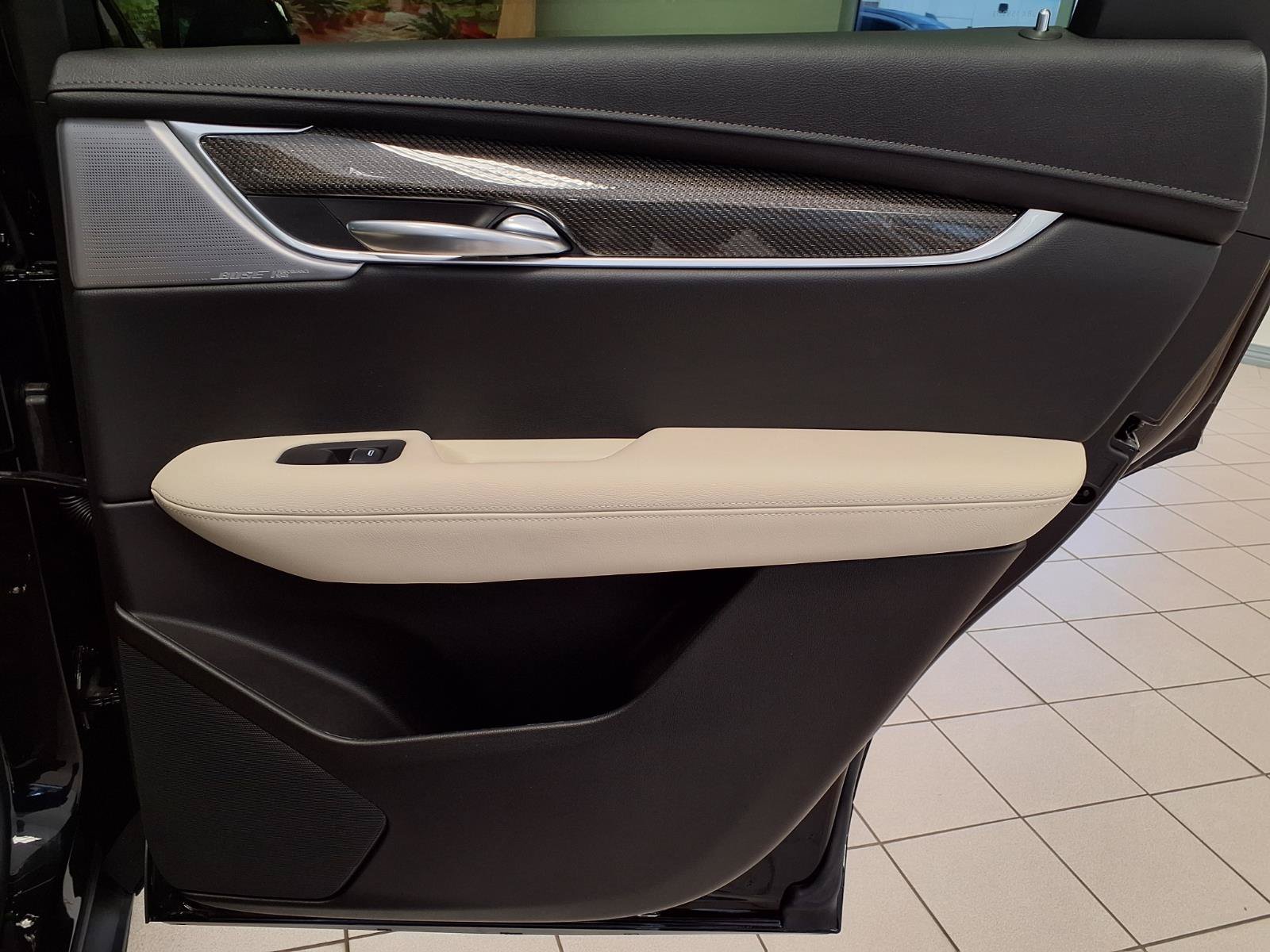 Certified 2025 Cadillac XT5 Sportv AWD/4WD image 13