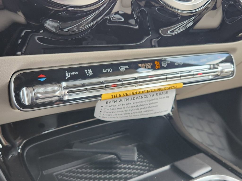 New 2025 Mercedes-Benz CLA 250 4MATIC image 26