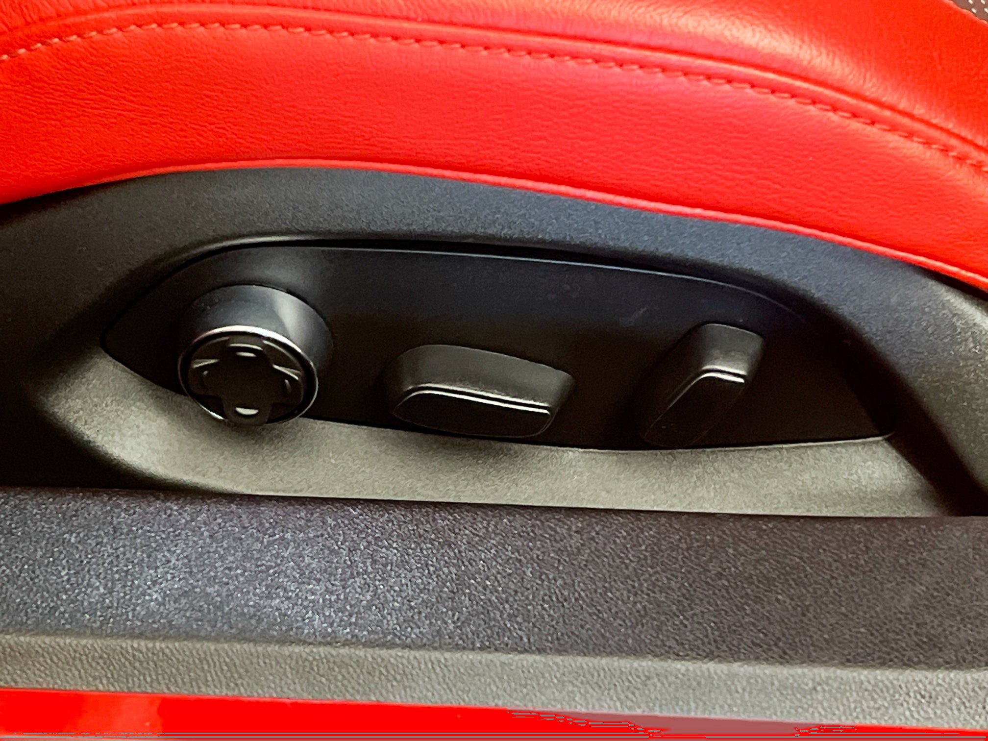 Used 2021 Chevrolet Corvette Stingray Preferred Conv w/ Battery Protection Package RWD image 15