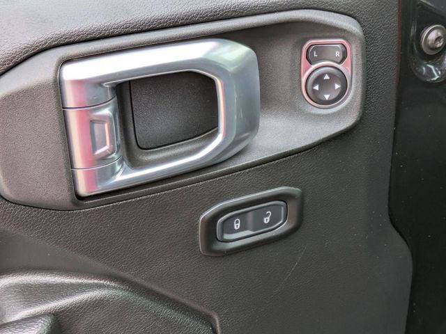 Certified 2021 Jeep Gladiator Rubicon w/ LED Lighting Group AWD/4WD image 12