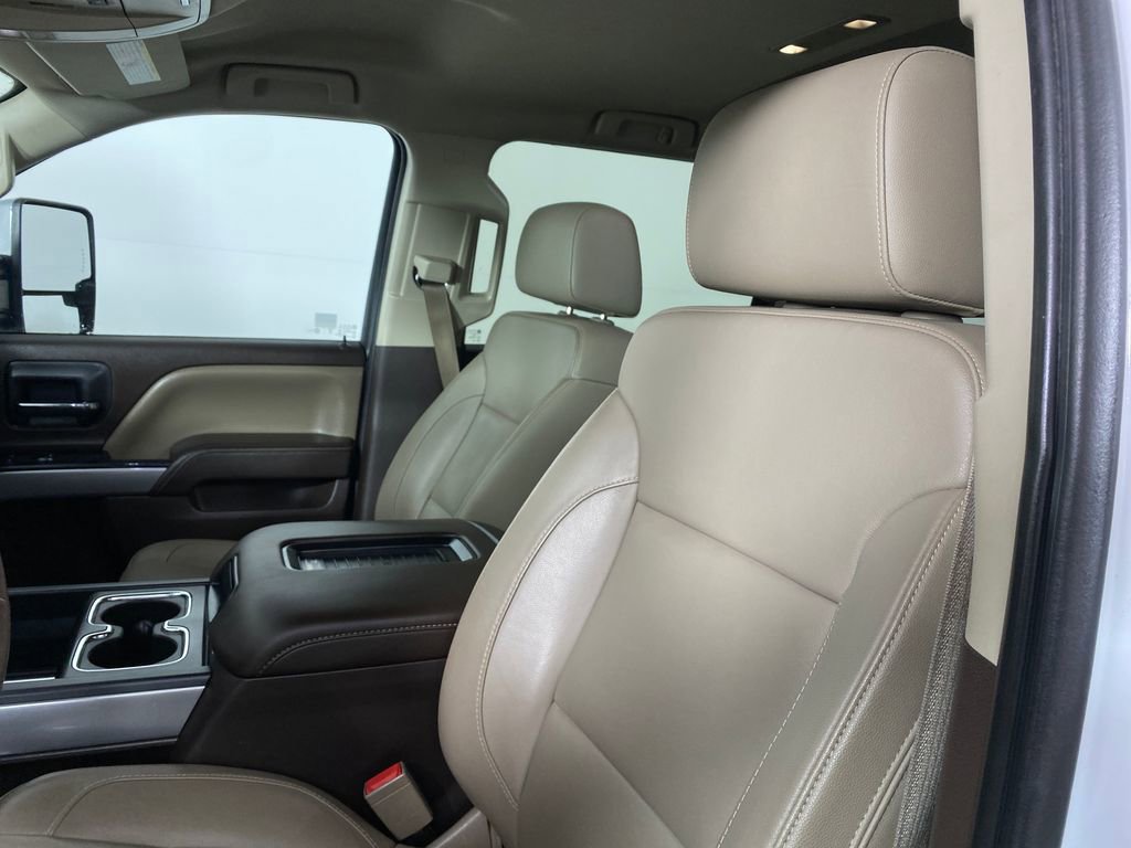 Used 2016 Chevrolet Silverado 2500 LTZ w/ Duramax Plus Package image 8