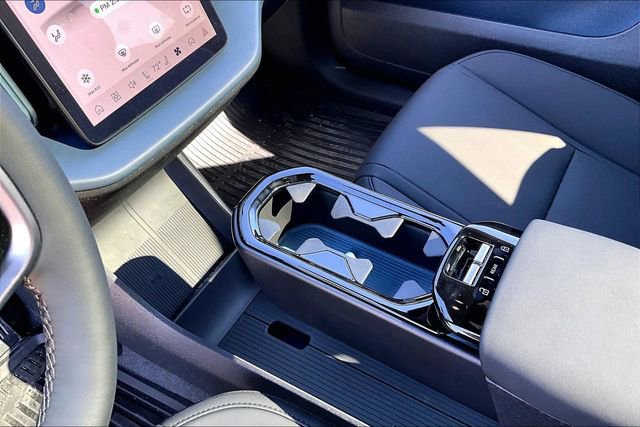 Used 2026 Volvo EX30 Cross Country Ultra w/ Protection Package Premier image 15