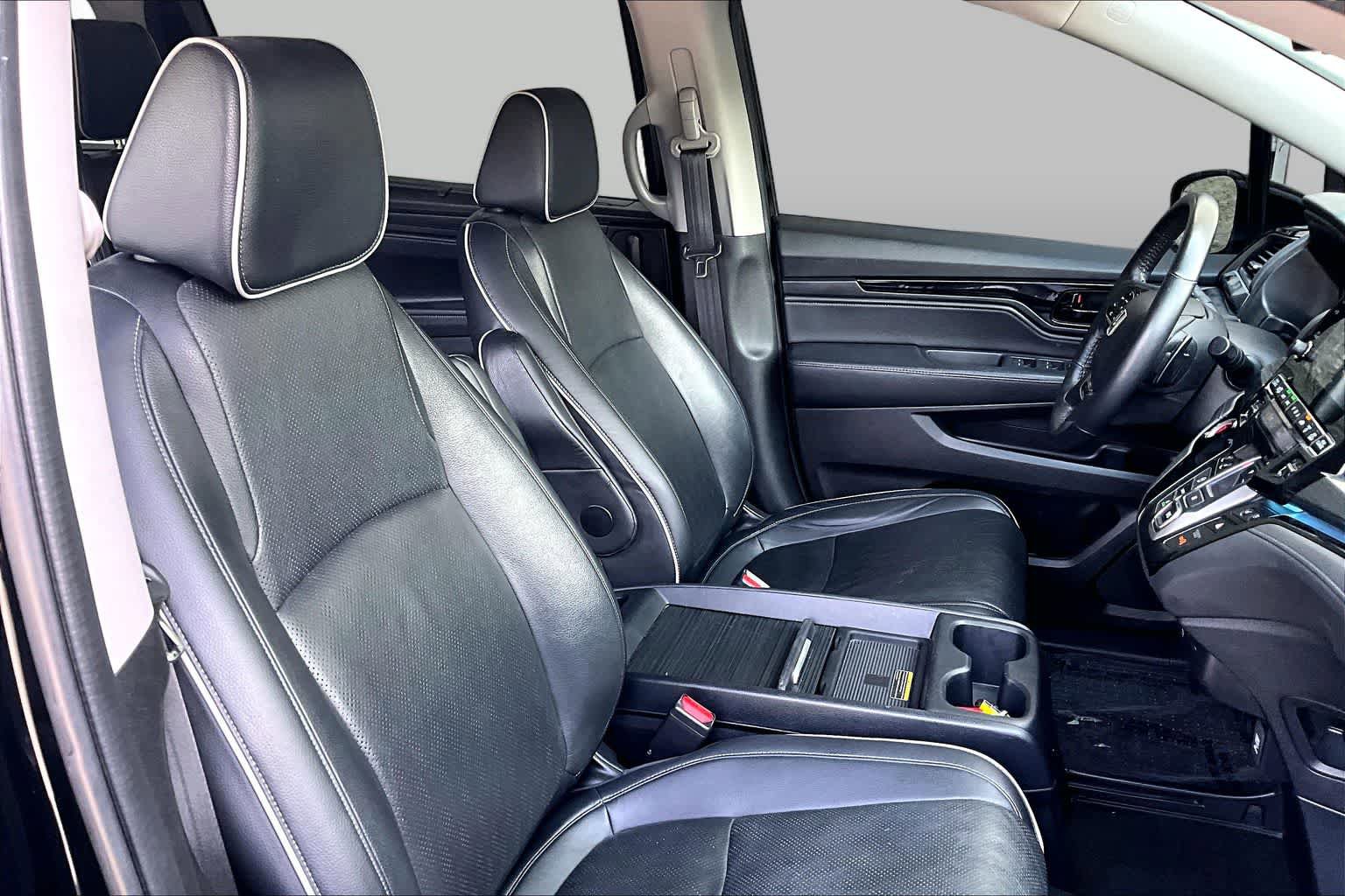 Used 2023 Honda Odyssey Elite image 9