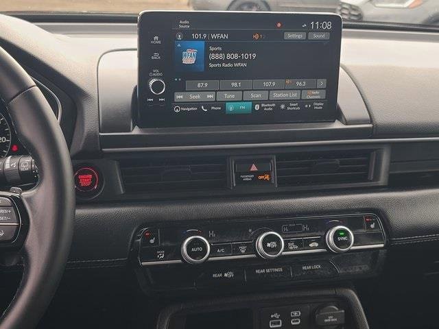 Used 2023 Honda Pilot Touring image 14