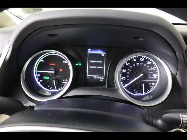Used 2022 Toyota Camry LE image 23
