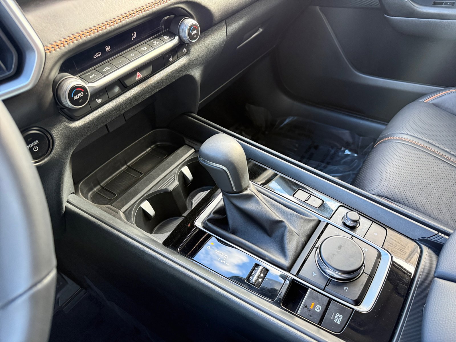 Certified 2025 MAZDA CX-50 AWD 2.5 Hybrid w/ Weather Package image 13