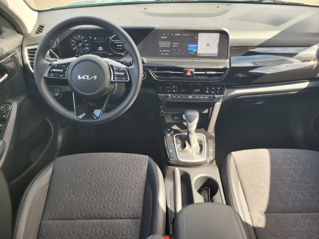 Used 2024 Kia Seltos S FWD image 14