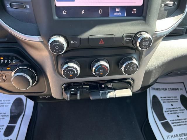 Used 2024 RAM 2500 Big Horn w/ Bed Utility Group image 19