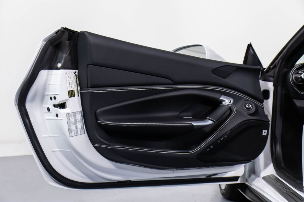 Certified 2022 Ferrari F8 Tributo image 34