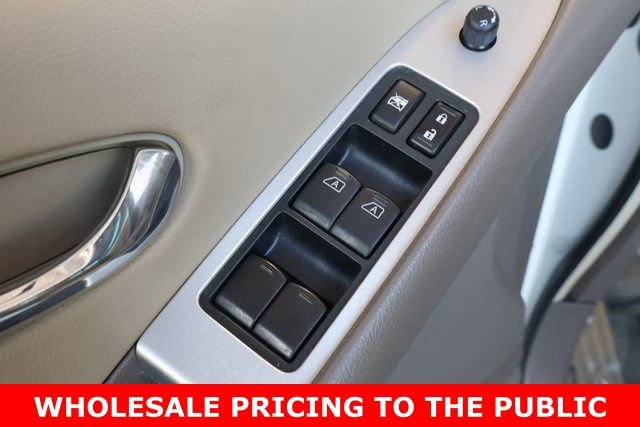 Used 2011 Nissan Murano S image 11