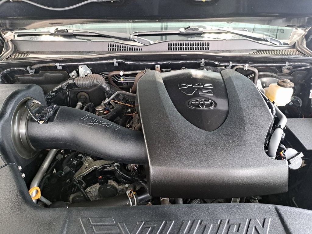 Used 2021 Toyota Tacoma Limited w/ Nightshade Package image 25