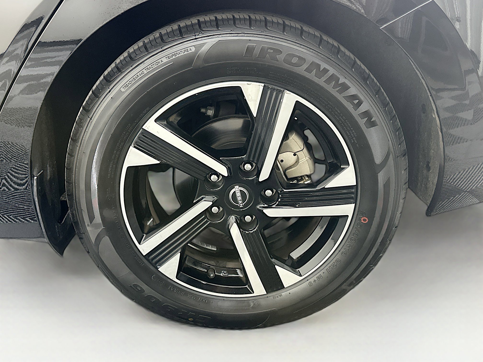 Used 2024 Nissan Sentra SV image 11