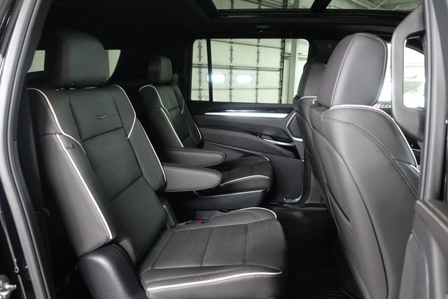New 2026 Cadillac Escalade ESV Sport AWD/4WD image 28