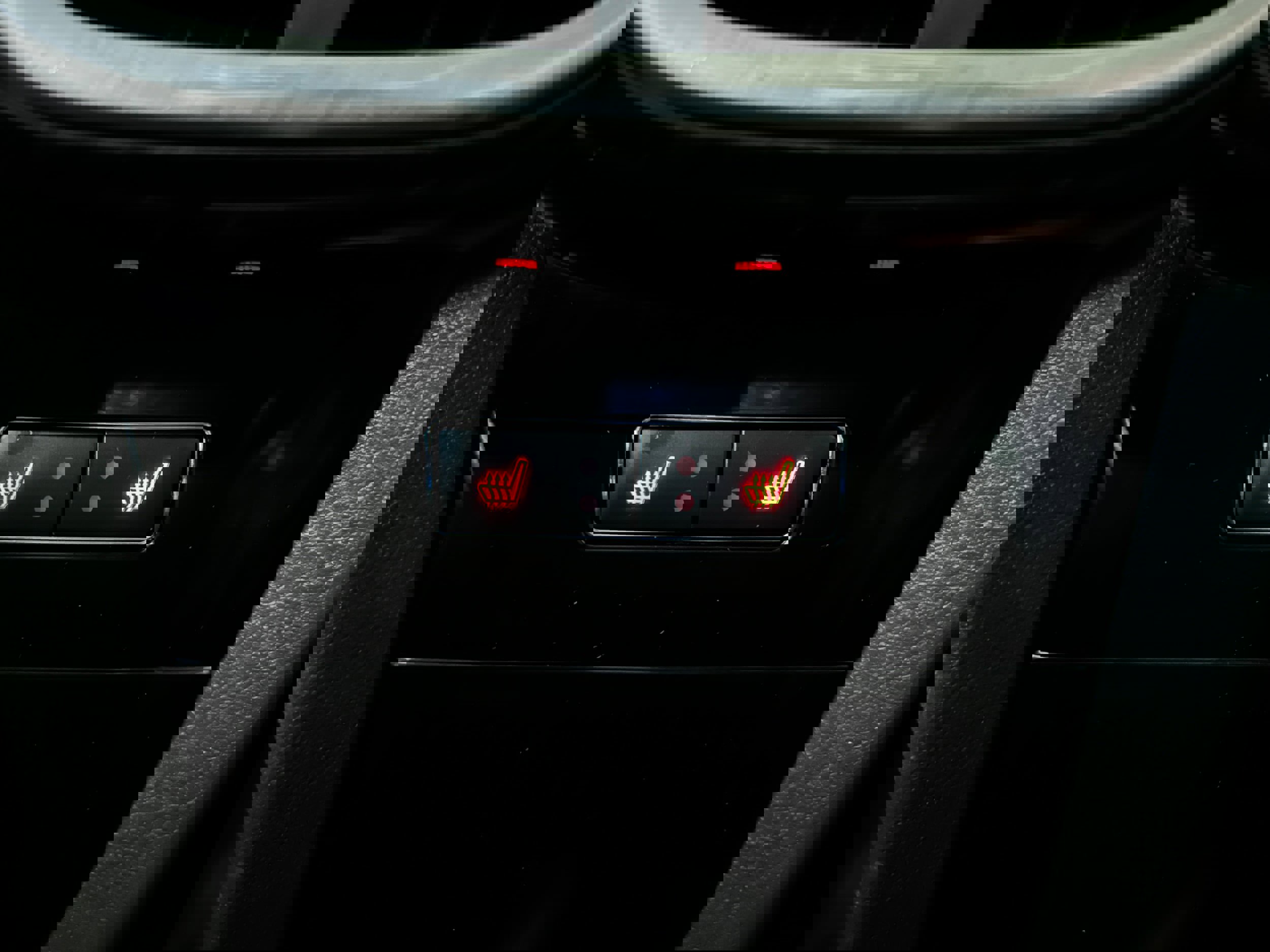 Used 2021 Lincoln Nautilus Reserve image 28