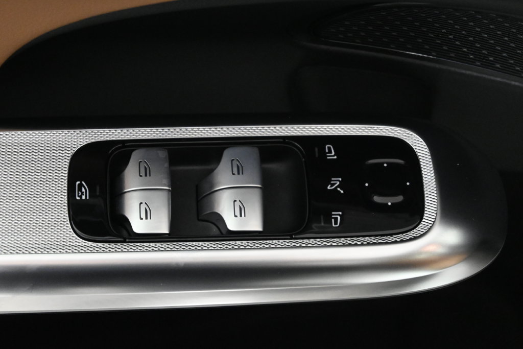 Certified 2026 Mercedes-Benz E 350 4MATIC Sedan image 25