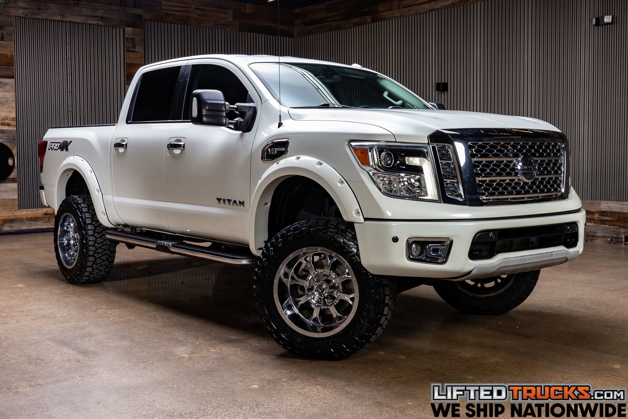 Used 2017 Nissan Titan PRO-4X image 1
