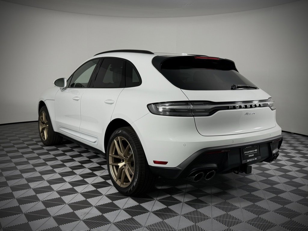 New 2026 Porsche Macan image 3