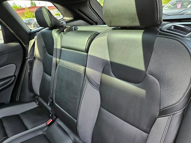 Used 2022 Volvo XC60 B5 R-Design w/ Protection Package Premier AWD/4WD image 13