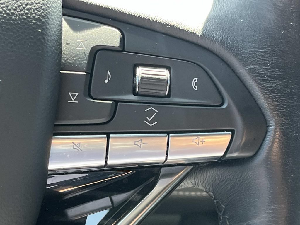 Certified 2023 Cadillac Escalade Sport w/ LPO, ONYX Package AWD/4WD image 39