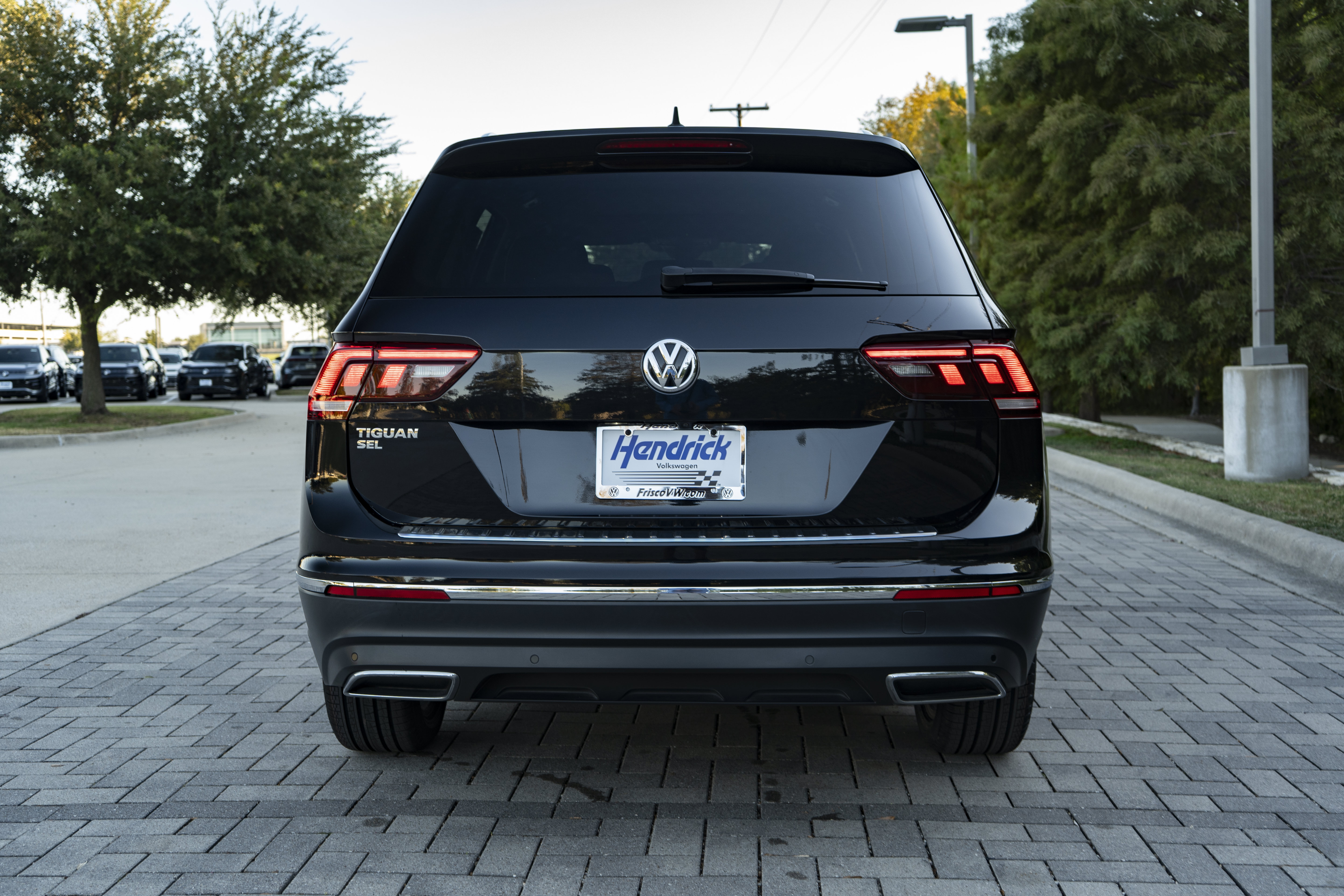 Certified 2020 Volkswagen Tiguan SEL FWD image 7