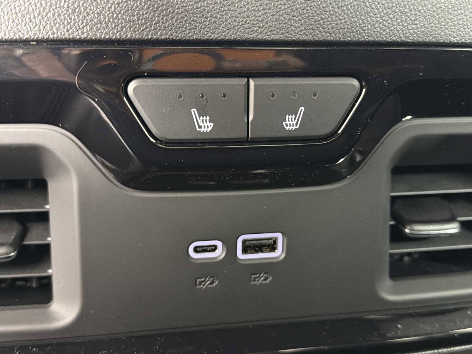 New 2026 GMC Sierra 1500 AT4 w/ AT4 Premium Package image 40