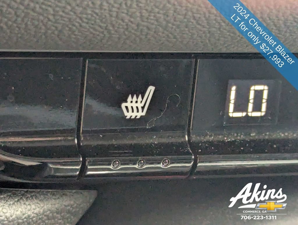 Used 2024 Chevrolet Blazer LT w/ Convenience Package FWD image 23