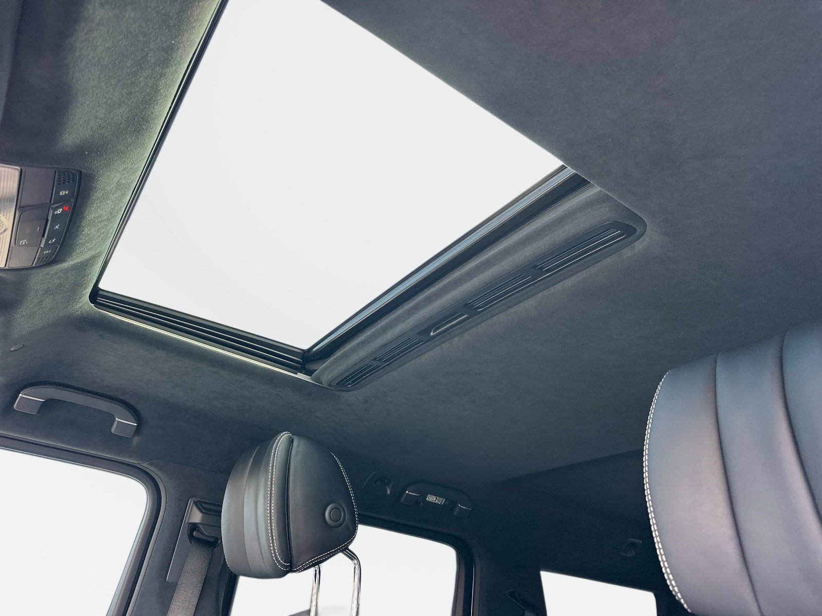 Certified 2022 Mercedes-Benz G 63 AMG 4MATIC image 23