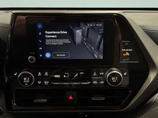 Used 2023 Toyota Highlander XLE image 15