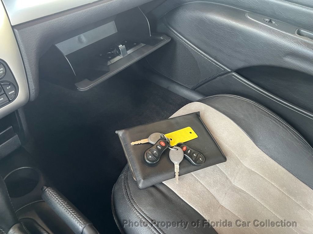 Used 2004 Chrysler Sebring LXi image 36