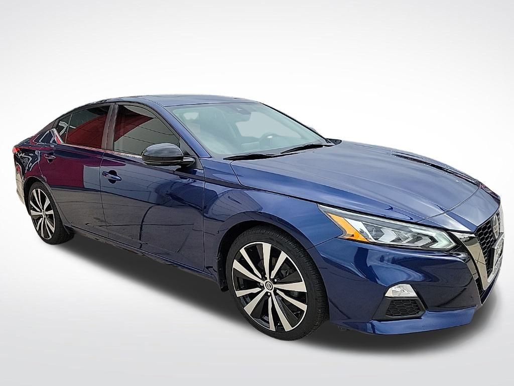Used 2020 Nissan Altima 2.5 SR w/ Premium Package image 8